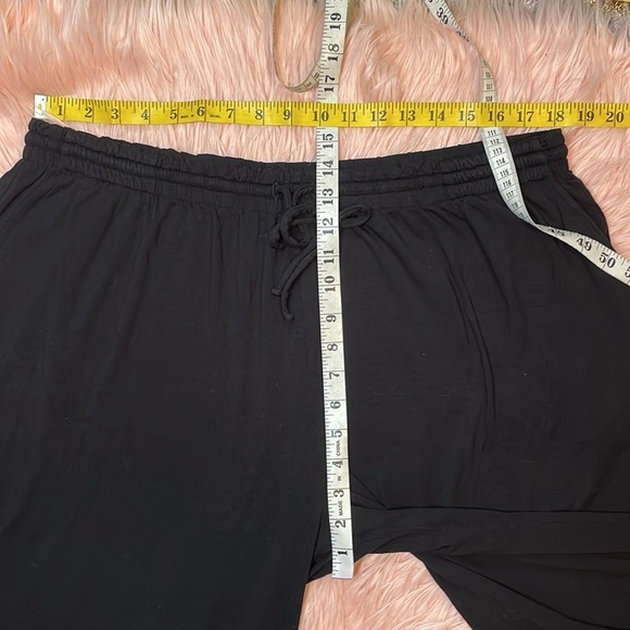 Athleta Black High Rise Cropped Wide Leg Pants Size 1X - Picture 8 of 8